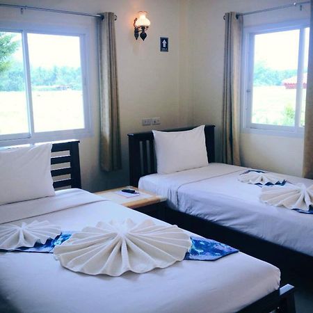 Naris Phuview Resort Satun Exteriör bild