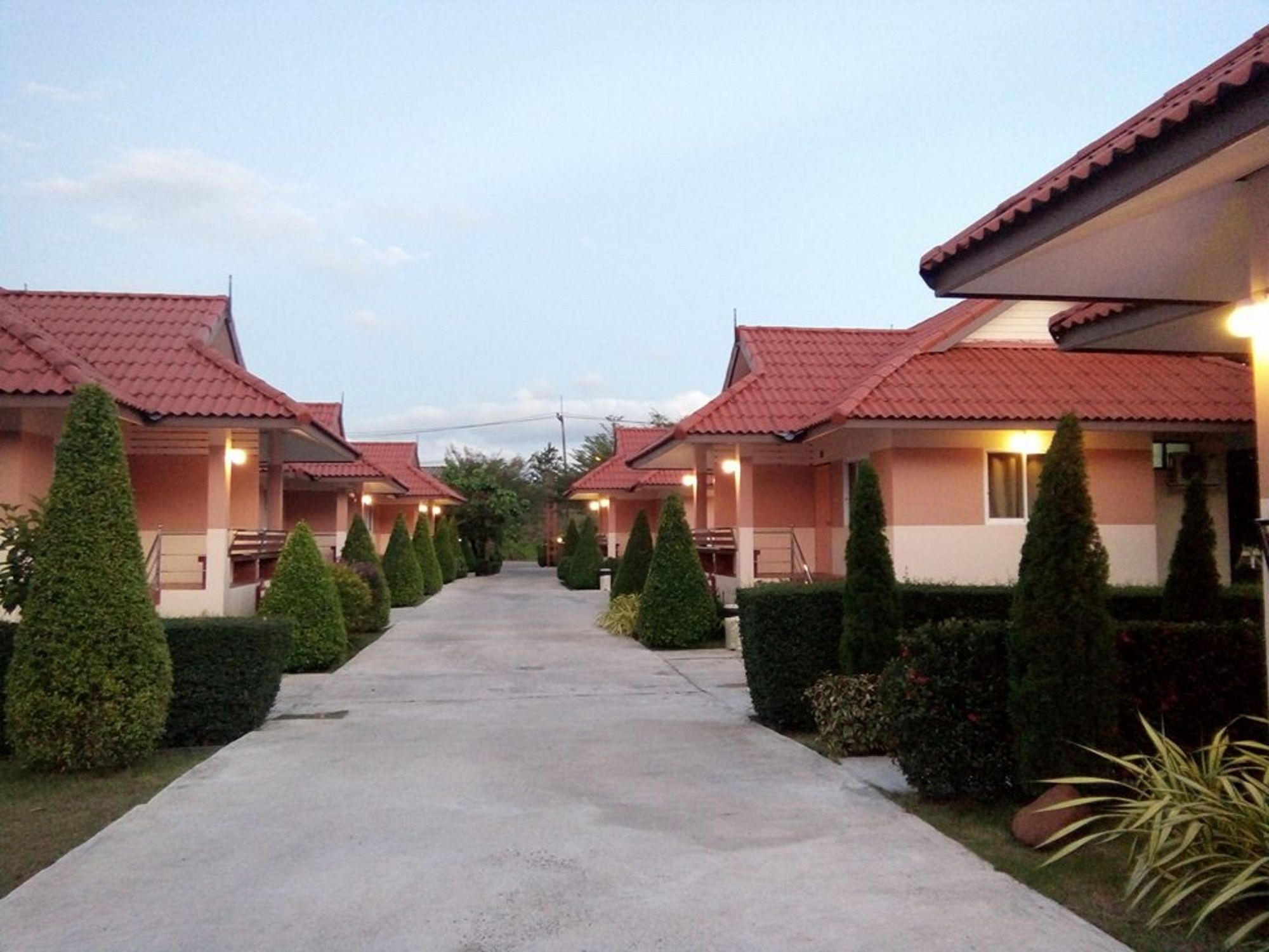 Naris Phuview Resort Satun Exteriör bild