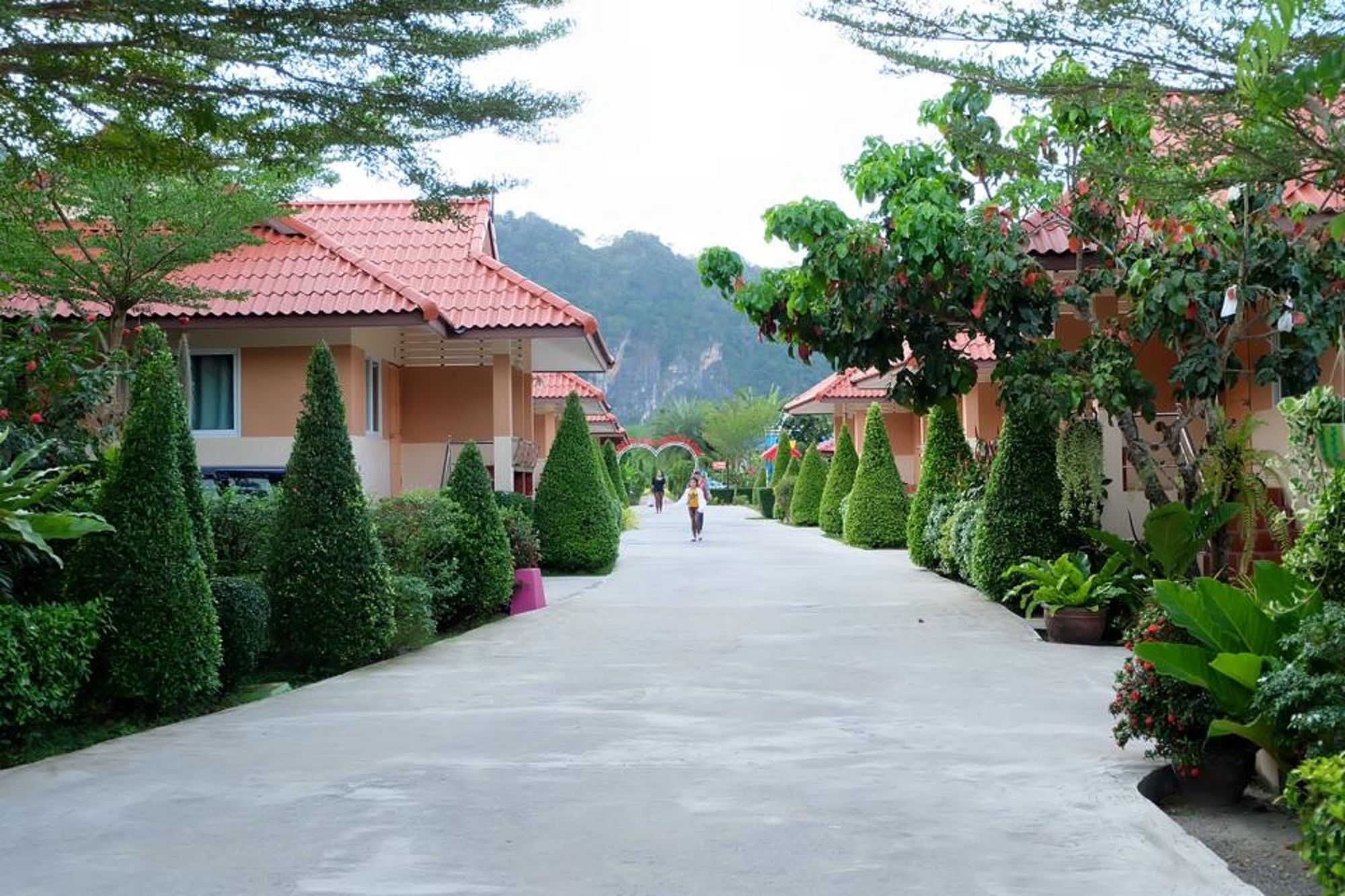 Naris Phuview Resort Satun Exteriör bild